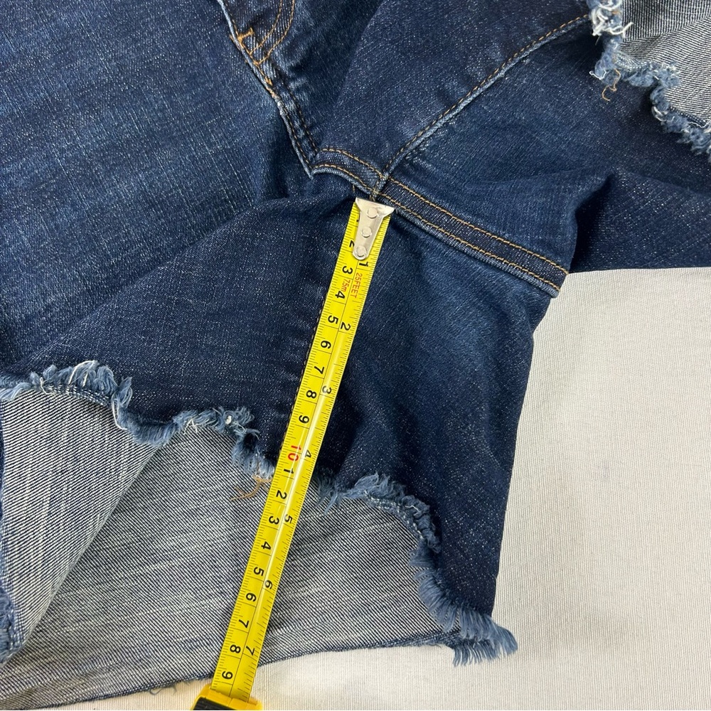 Judy Blue Camo Patch Dark Wash Denim‎ Shorts Stretch Distressed Women’s 1X EUC - Picture 8 of 13